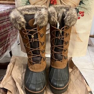 Lands' End Brown and Black Winter Boots